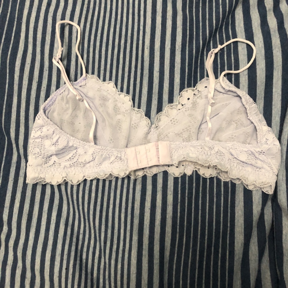 Urban Bralette - Picture 2 of 3